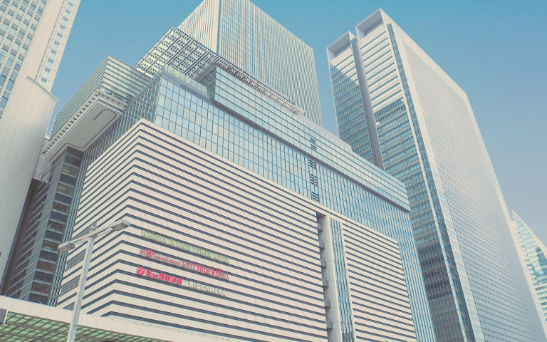 JRゲートタワー外観